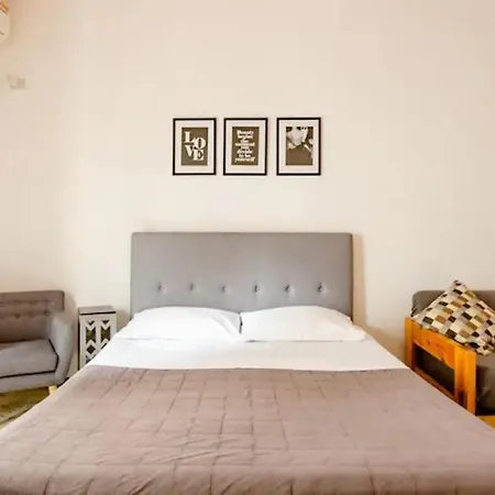 Kwatera prywatna Comfortable Beds And Delicious Breakfasts Pompeja